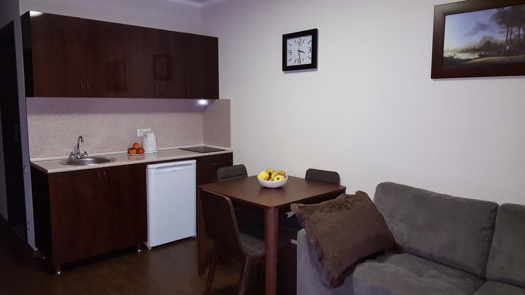Mimino Apartment Deluxe First Line Batumi Esterno foto